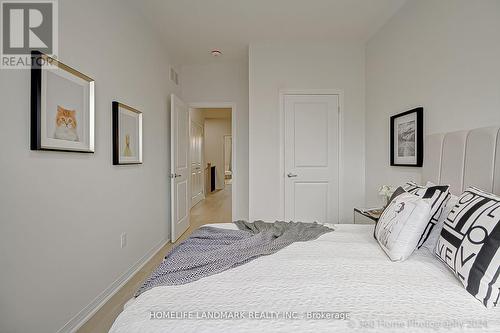 83 Schmeltzer Crescent, Richmond Hill, ON - Indoor Photo Showing Bedroom