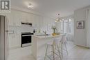 83 Schmeltzer Crescent, Richmond Hill, ON  - Indoor Photo Showing Kitchen 