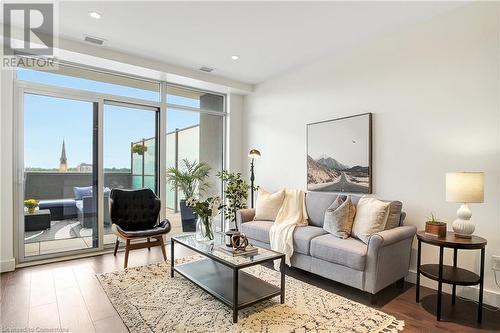 50 Grand Avenue S Unit# 607, Cambridge, ON - Indoor Photo Showing Living Room