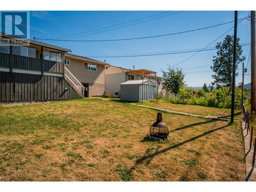 538 7Th  Avenue, Castlegar, BC - Outdoor