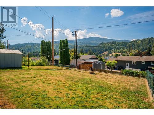 538 7Th  Avenue, Castlegar, BC - Outdoor