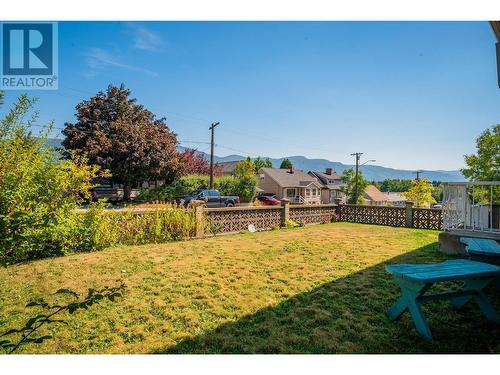 538 7Th  Avenue, Castlegar, BC - Outdoor