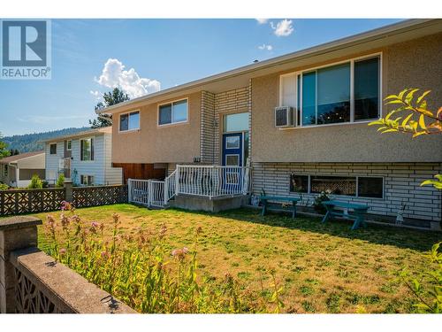 538 7Th  Avenue, Castlegar, BC - Outdoor With Exterior