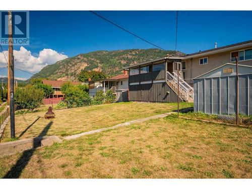 538 7Th  Avenue, Castlegar, BC - Outdoor