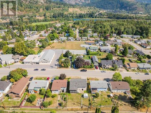 538 7Th  Avenue, Castlegar, BC - Outdoor With View