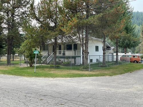 541 Kimberley  N Avenue, Greenwood, BC - Outdoor With Deck Patio Veranda