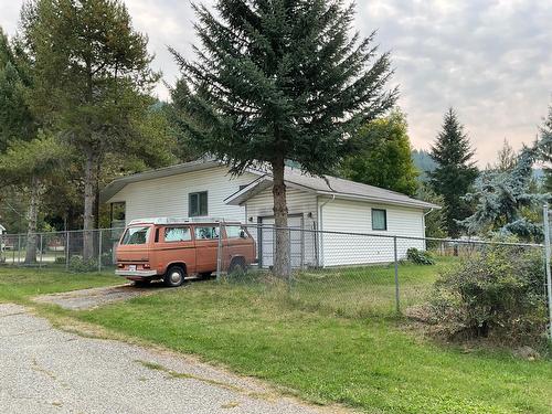 541 Kimberley  N Avenue, Greenwood, BC - Outdoor