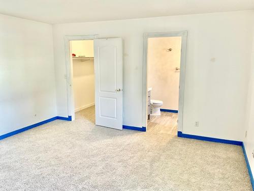 541 Kimberley Avenue N, Greenwood, BC - Indoor Photo Showing Other Room