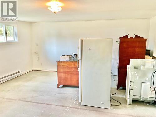 541 Kimberley Avenue N, Greenwood, BC - Indoor Photo Showing Laundry Room