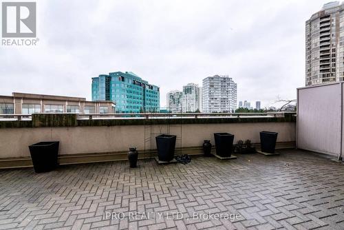 506 - 35 Kingsbridge Garden Circle, Mississauga (Hurontario), ON - Outdoor