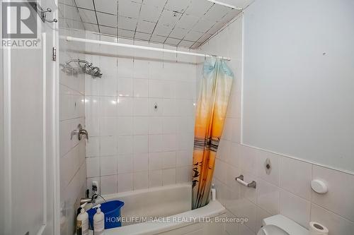 72 Gulliver Crescent, Brampton (Northgate), ON - Indoor Photo Showing Bathroom