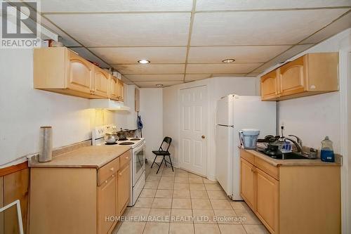 72 Gulliver Crescent, Brampton (Northgate), ON - Indoor Photo Showing Kitchen