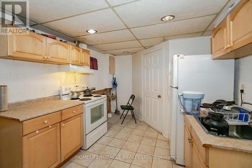 72 Gulliver Crescent, Brampton (Northgate), ON - Indoor Photo Showing Kitchen