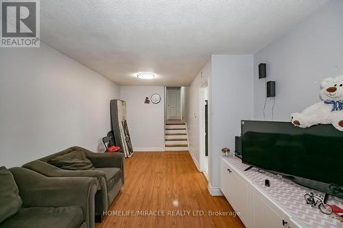 72 Gulliver Crescent, Brampton (Northgate), ON - Indoor