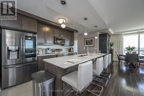 810 - 240 Villagewalk Boulevard, London, ON - Indoor Photo Showing Kitchen With Upgraded Kitchen