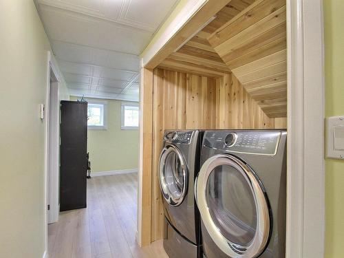 Salle de lavage - 1639 Rue Lepage, Val-D'Or, QC - Indoor Photo Showing Laundry Room