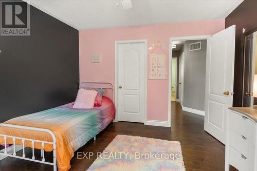 106 Port Of Newcastle Drive, Clarington (Newcastle), ON - Indoor Photo Showing Bedroom