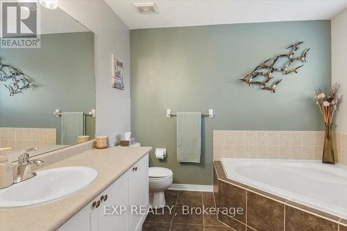 106 Port Of Newcastle Drive, Clarington (Newcastle), ON - Indoor Photo Showing Bathroom