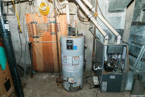 306 Saskatchewan Avenue, Kerrobert, SK - Indoor Photo Showing Basement