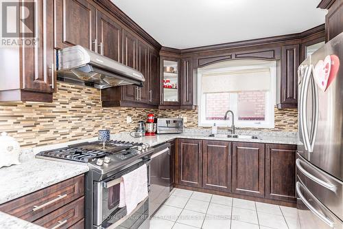 144 Saintsbury Crescent, Brampton (Sandringham-Wellington North), ON - Indoor Photo Showing Kitchen With Double Sink With Upgraded Kitchen