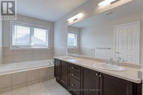 2463 Millstone Drive, Oakville (West Oak Trails), ON - Indoor Photo Showing Bathroom