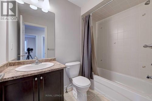 2463 Millstone Drive, Oakville (West Oak Trails), ON - Indoor Photo Showing Bathroom