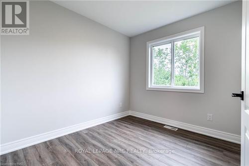 8 - 121A Moffatt Street, St. Catharines, ON - Indoor Photo Showing Other Room