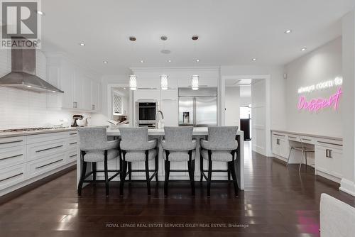 665 Bedford Park Avenue, Toronto (Bedford Park-Nortown), ON - Indoor Photo Showing Kitchen With Upgraded Kitchen