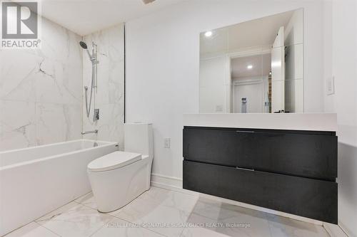 36 Glenshaw Crescent, Toronto (O'Connor-Parkview), ON - Indoor Photo Showing Bathroom