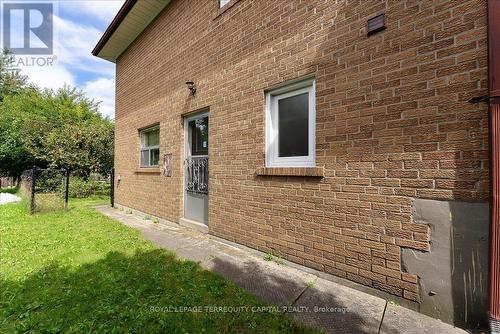 164 Caines Avenue, Toronto (Newtonbrook West), ON - Outdoor With Exterior