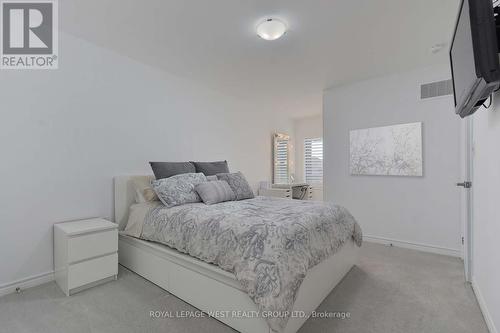 524 Bellflower Court, Milton, ON - Indoor Photo Showing Bedroom