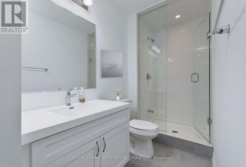 524 Bellflower Court, Milton, ON - Indoor Photo Showing Bathroom