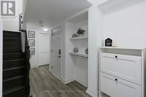 524 Bellflower Court, Milton, ON - Indoor Photo Showing Other Room