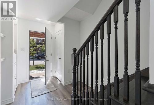 524 Bellflower Court, Milton, ON - Indoor Photo Showing Other Room