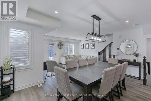 524 Bellflower Court, Milton, ON - Indoor Photo Showing Dining Room