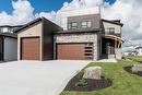 14 Bur Oak Dr, West St Paul, MB 