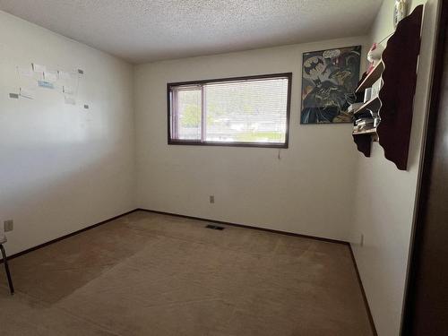 1826 Juniper Drive, Merritt, BC - Indoor Photo Showing Other Room