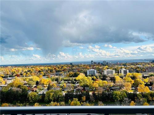 2081 Fairview Street Unit# 1803, Burlington, ON - Outdoor With View