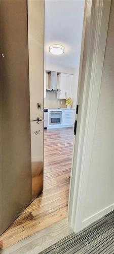 2081 Fairview Street|Unit #1803, Burlington, ON - Indoor Photo Showing Other Room