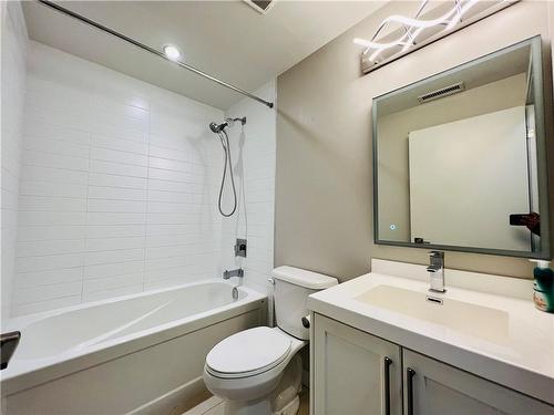 2081 Fairview Street|Unit #1803, Burlington, ON - Indoor Photo Showing Bathroom