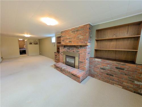 585 East 27Th Street, Hamilton, ON - Indoor With Fireplace