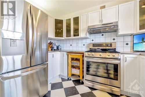 1208 Whiterock Street, Ottawa, ON - Indoor Photo Showing Kitchen With Stainless Steel Kitchen