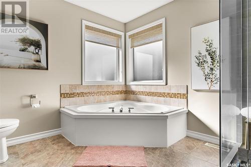 9244 Wascana Mews, Regina, SK - Indoor Photo Showing Bathroom