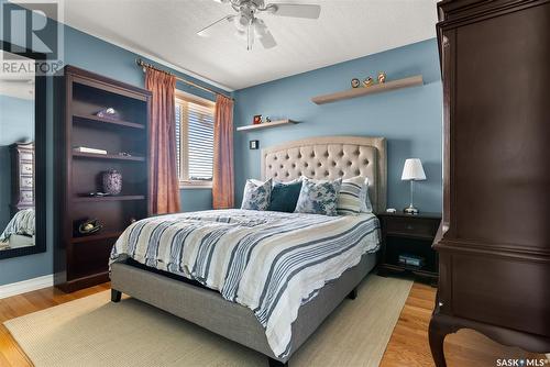 9244 Wascana Mews, Regina, SK - Indoor Photo Showing Bedroom