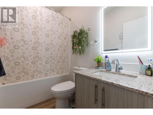 5005 Henrey Road, Prince George, BC - Indoor Photo Showing Bathroom