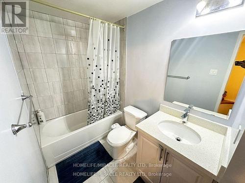 8 Lansbury Drive, Toronto (Agincourt North), ON - Indoor Photo Showing Bathroom