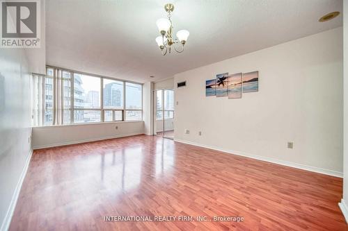 206 - 400 Webb Drive, Mississauga, ON - Indoor Photo Showing Other Room