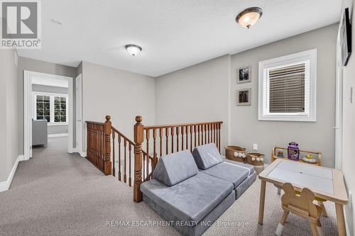 8 Saybrook Gardens, Hamilton, ON - Indoor Photo Showing Other Room