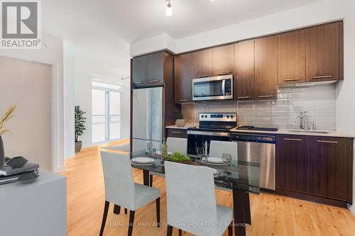 805 - 385 Winston Road, Grimsby, ON - Indoor Photo Showing Kitchen