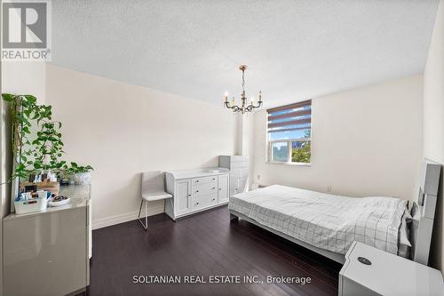 503 - 175 Hilda Avenue, Toronto (Newtonbrook West), ON - Indoor Photo Showing Bedroom